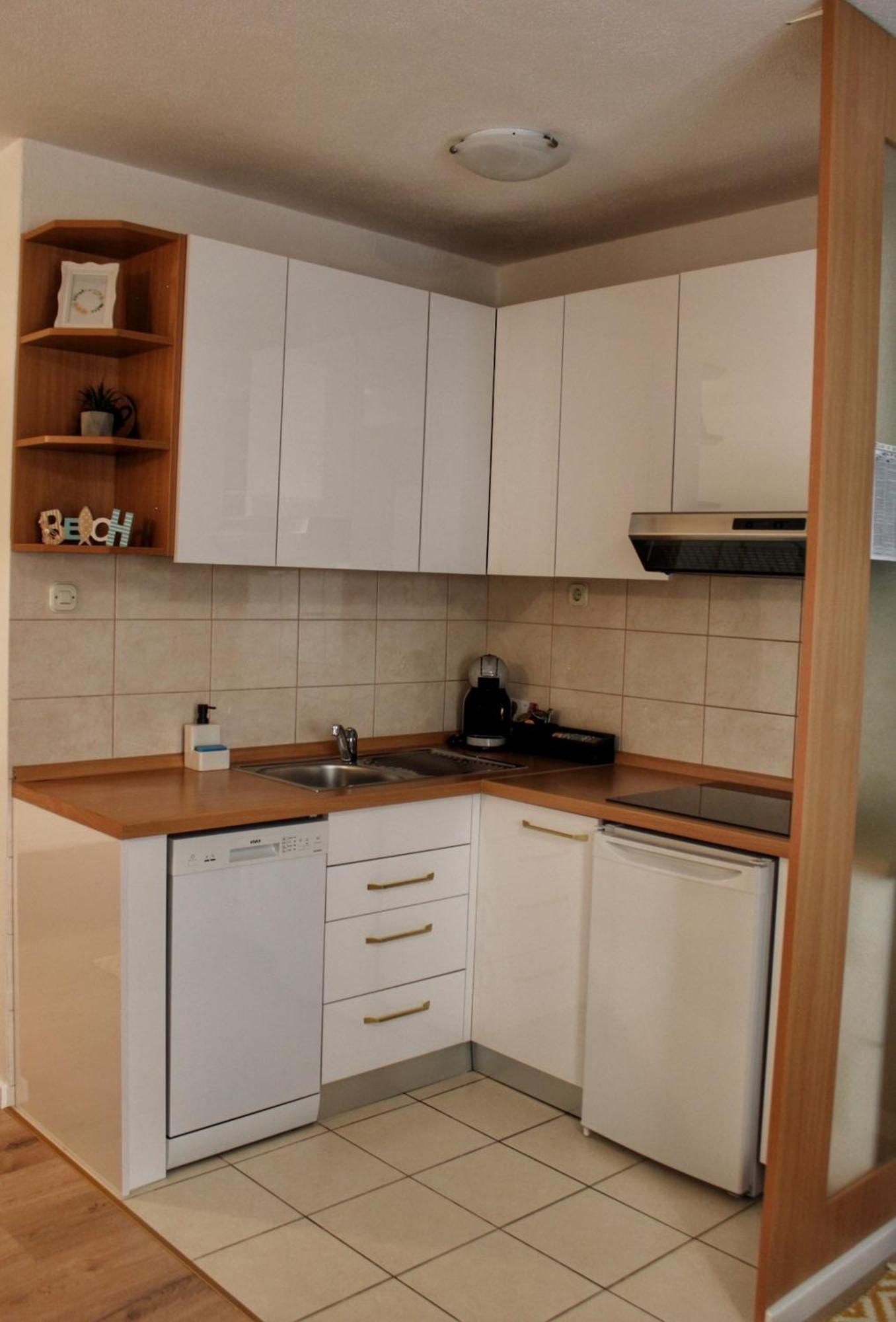 Studio Laura-Spacious Studio On The Main Beach Makarska Exterior foto