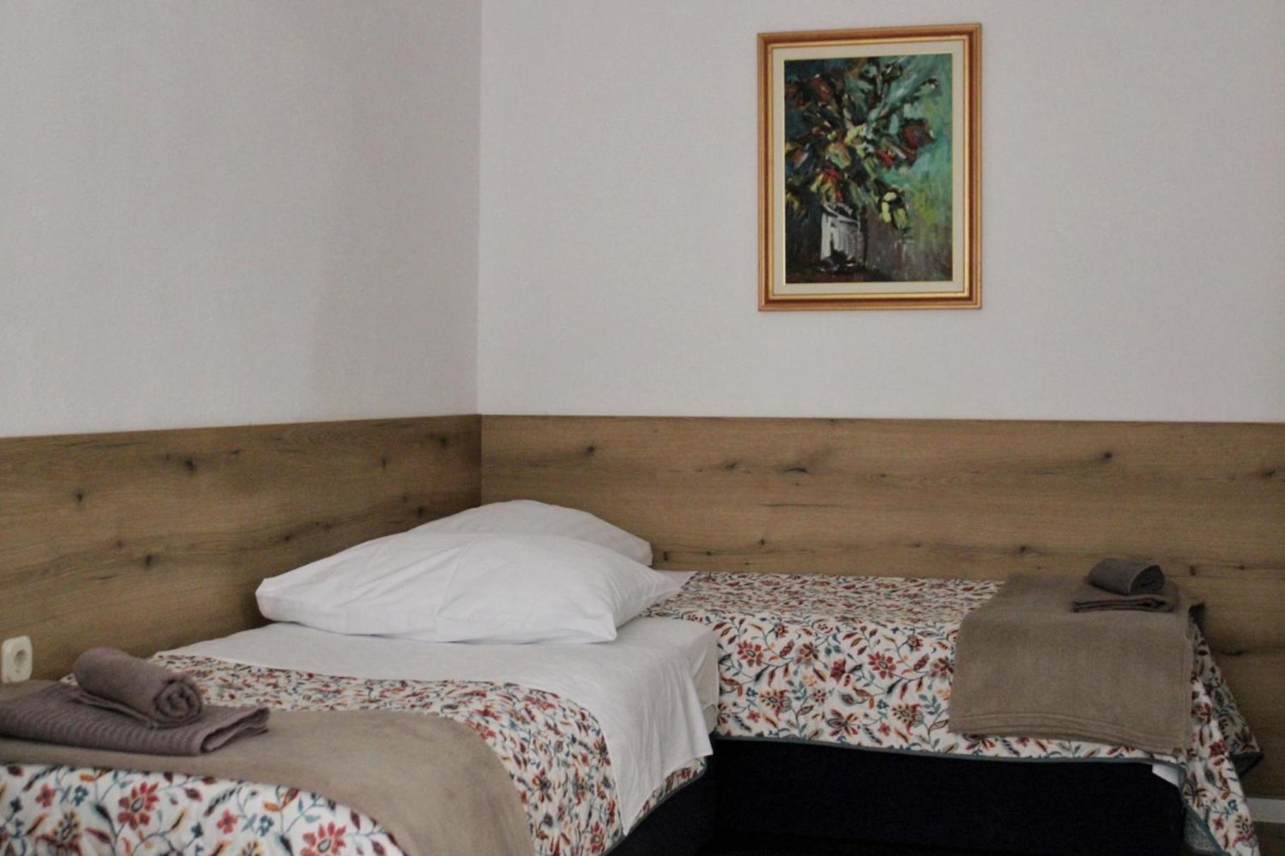 Studio Laura-Spacious Studio On The Main Beach Makarska Exterior foto